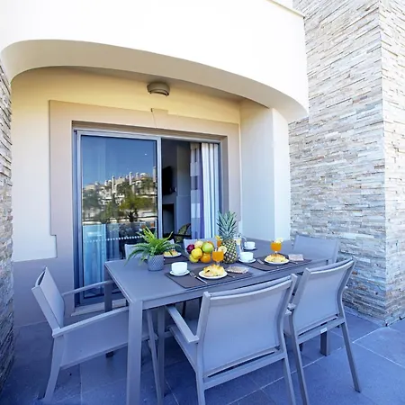 Pine Hills Esmeralda By Interhome