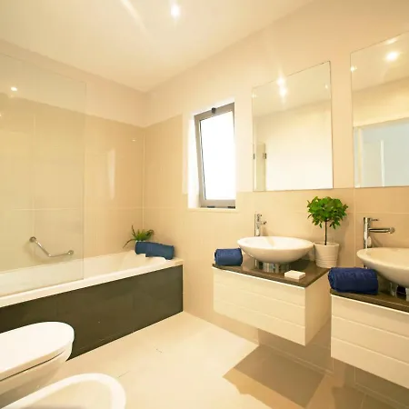 Pine Hills Esmeralda By Interhome *